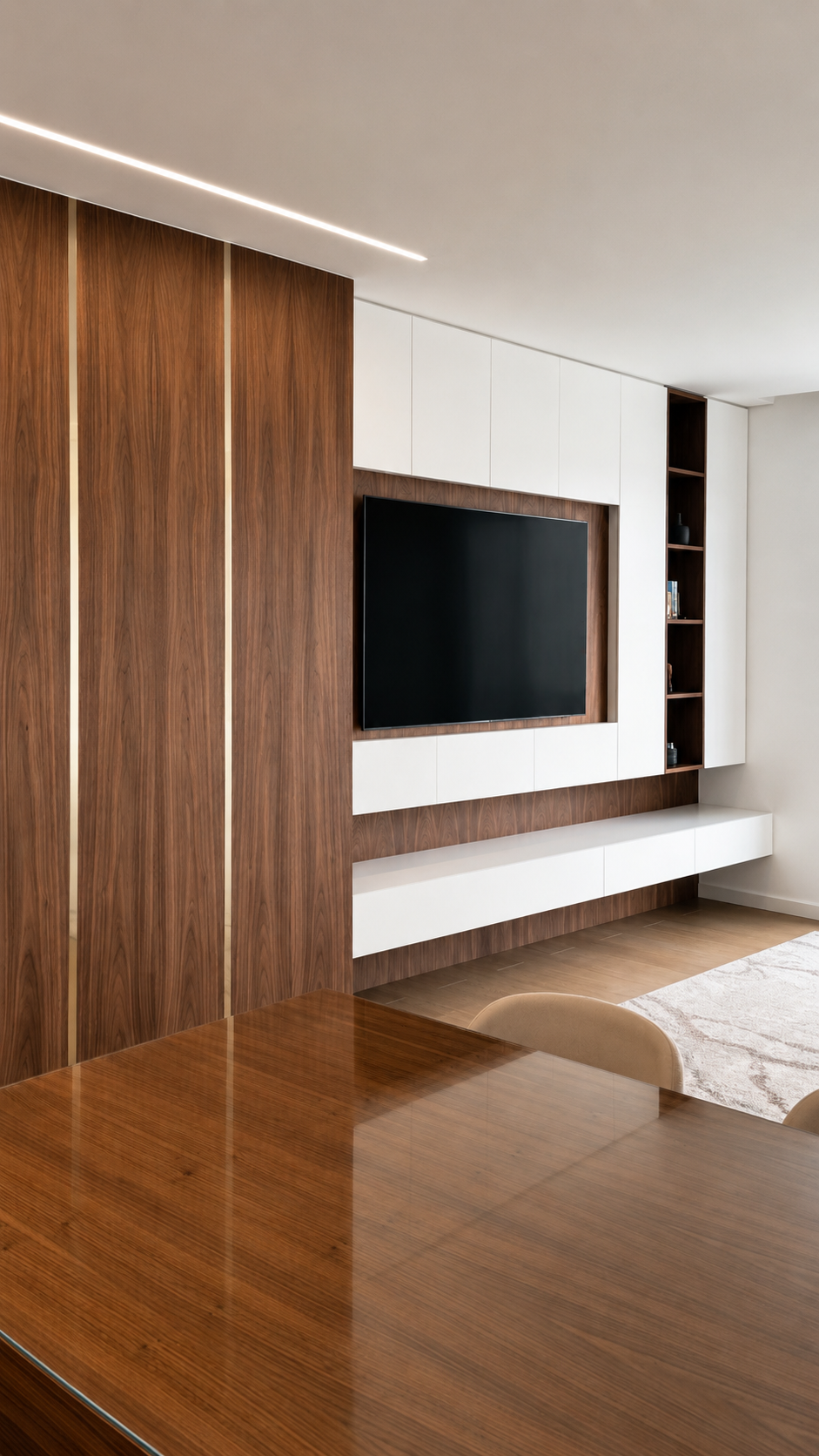 Sala de jantar e estar com painel de TV em nogueira e lacado branco
